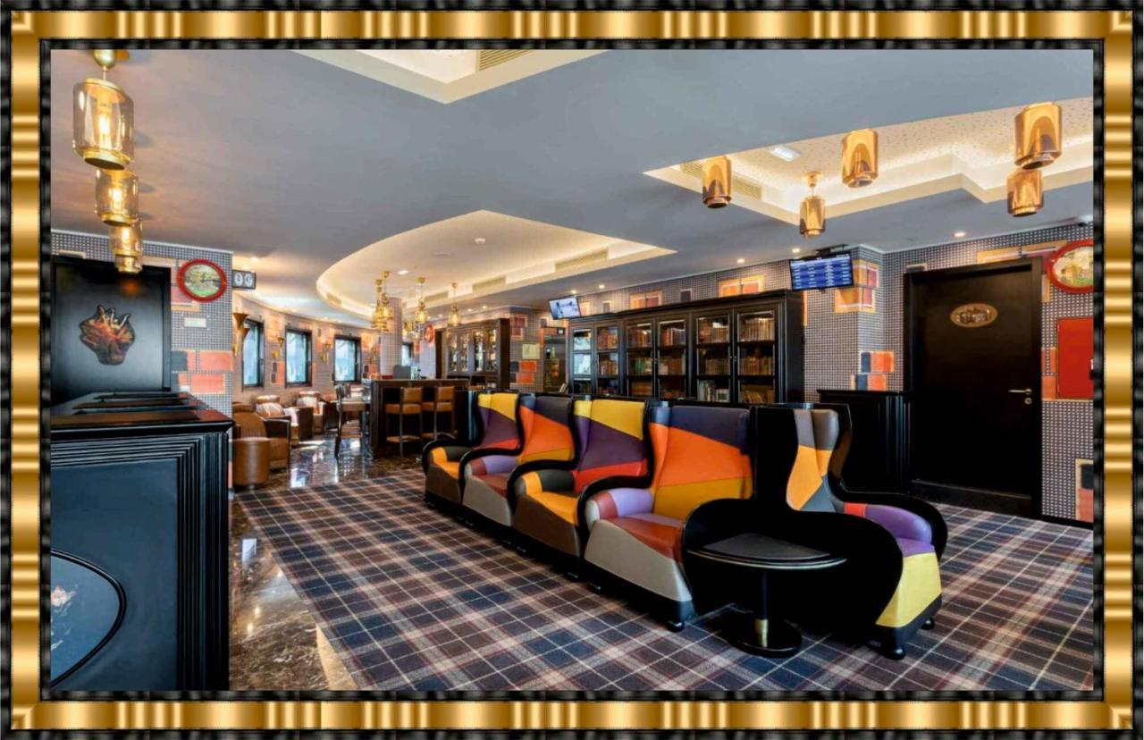 Hotel Jaguar Oporto - Airport To Hotel And City Center And Vice-Versa Is A Free And Continuous Shuttle Service From 7Am To 8Pm Exterior foto